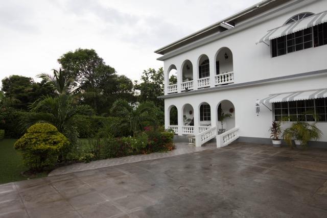 Lorenton Hideaway Lucea Exterior photo
